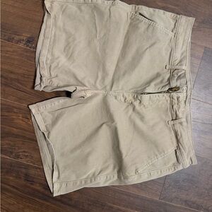 Women’s bermuda Tan Shorts 14